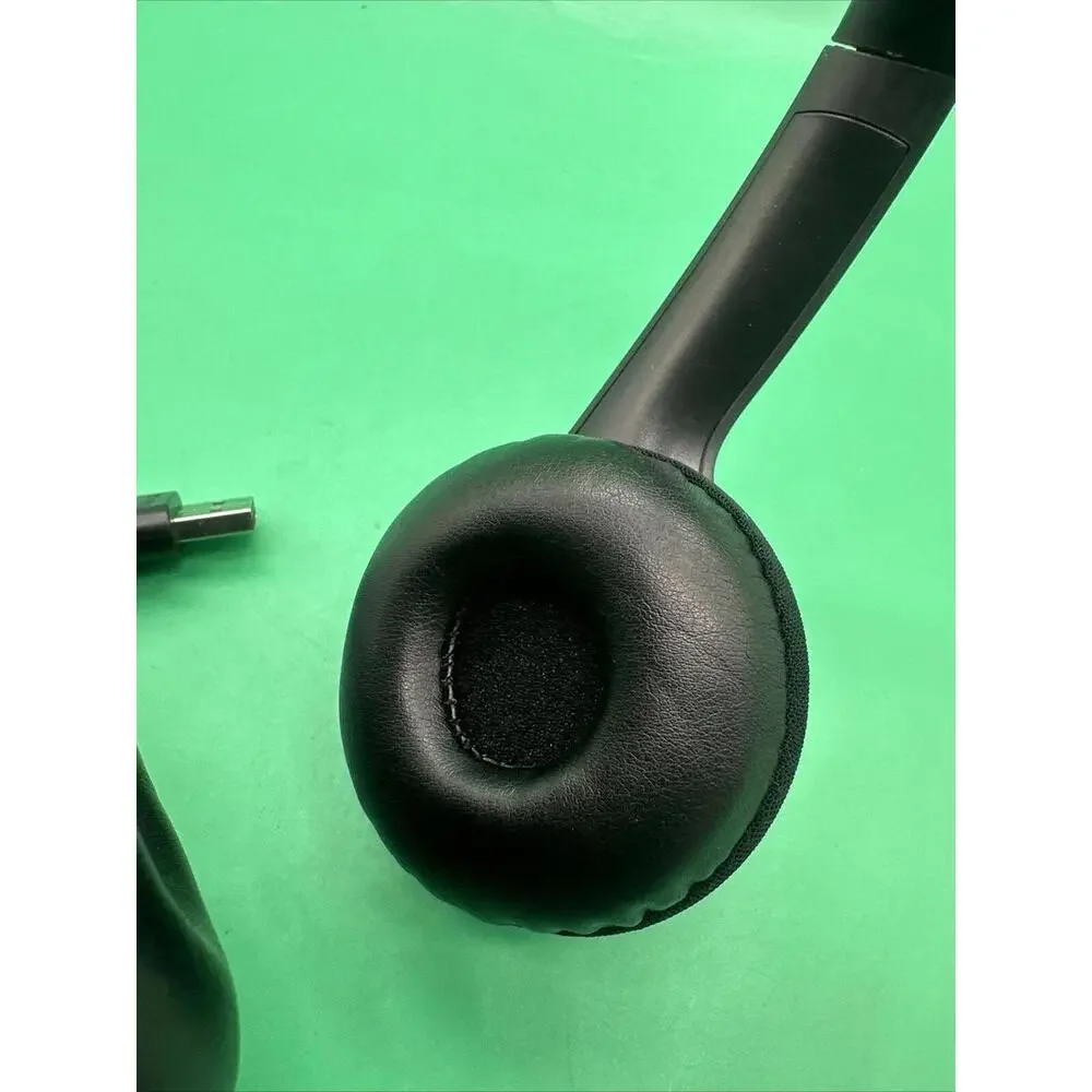 Nice Logitech Headset with Microphone & Gaming Wired With USB